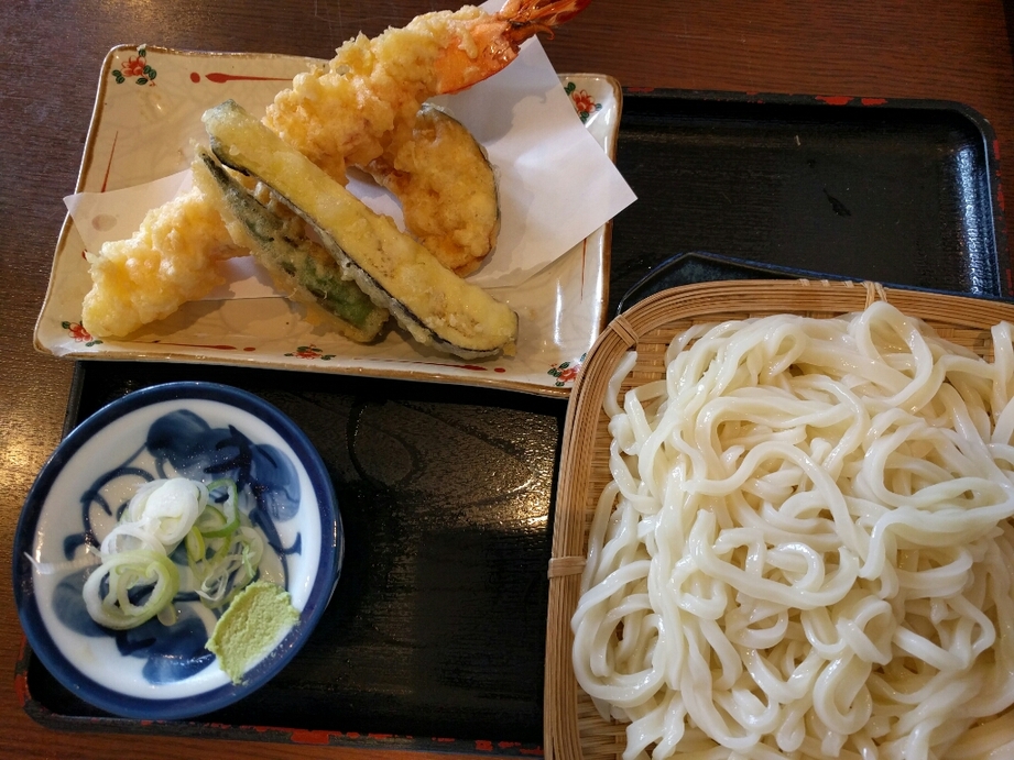 手打ちそば・うどん・名物天ぷら さくら庵 name=