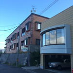 チャイナテイブル北斗星 - ロープウェイ乗り場からすぐ。