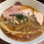 らぁ麺 とうひち - 2016年“冷やし鶏魚介らぁ麺(800円)”