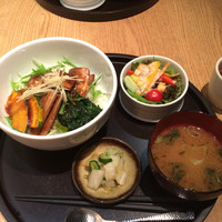 春秋ツギハギ 日比谷 - 