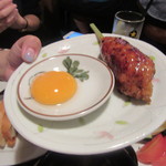 やきとんひなた - 「つくね 卵黄付き」