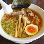 塩ラーメン専門店 KAZU - 塩牛すじらぁ～めん 850円 + 大盛 100円＝950円（税込） 