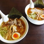 塩ラーメン専門店 KAZU - 塩牛すじらぁ～めん 大盛 と、塩らぁ～めん 。