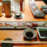 沁ゆうき - 一口ずつのお造り。