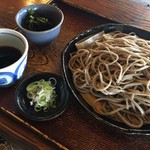 手打そば 中むら - 葉わさびせいろ 900円。歯応え素晴らしい、蕎麦の名店。