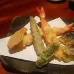 手打ち蕎麦切り　海望 - 天婦羅盛合せ 1500円