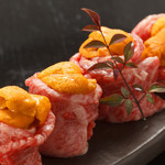 蟹工船 - 料理写真:うにの宮崎牛巻