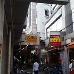 銀座屋 - ＪＲ天満駅からの風景