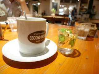 SECOND HOUSE - セットのコーヒーは他のお店に比べて量がたっぷりです