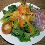 オギクボ ミオピッツァ - ランチのサラダ