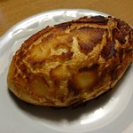 Puthiburannanajouten - 牛すじカレーパン