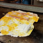 つた屋本舗 - とんぺい焼き　調理中