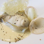 ラ クレリエール - 徳島県産岩牡蠣　カルボナーラソース