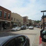 American Old Fashioned Ice Cream Parlor - お店が面するメインストリート