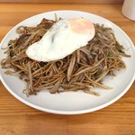 あぺたいと - H28.8　やきそば大+目玉焼きトッピング