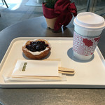 ザ マンダリン オリエンタル グルメショップ - ダークチェリーデニッシュ 2015/12/09