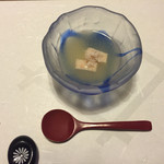 冬瓜釜盛り冷製スープ