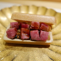 割烹 一楓 - 和牛と白和えの最中