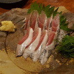 魚大将 うまかっぺや - 料理写真:いわし刺し380円