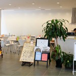 スローカフェ ゆったり - 日進市立図書館内にあります