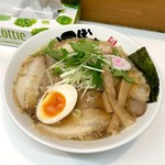 麺屋 にぼすけ - 背脂極太中華そば