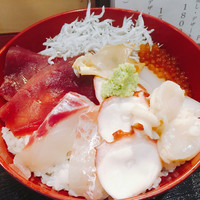 旬鮮魚菜 くじら - 種類が豊富