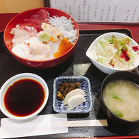 旬鮮魚菜 くじら - 海鮮丼