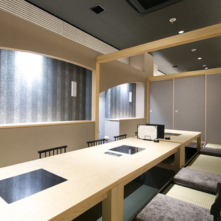 掘り炬燵の個室