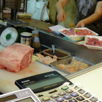 今久 - 肉はお持ち帰りも可