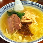 上海餃子 りょう華 - 上湯拉麺