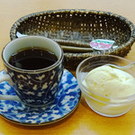 Wasa Ishizu - バニラアイス＆コーヒー