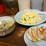 博多ラーメン 長浜や - チャーハン餃子セット