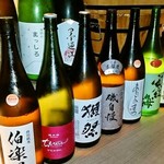 Tachinomi Bisutoro Yamamoto - 全国の地酒を３９０円で