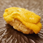 鮨舳 - 愛媛県大島の赤雲丹