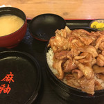 とんかつ 肉料理 麻釉 - 焼肉重、トッピングなしだとシンプルな男メシ