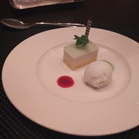 スカイレストランアンドラウンジ L&R - ライチとライムのケーキと、粒氷のアイス