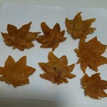 久國紅仙堂 - どのモミジも綺麗な形