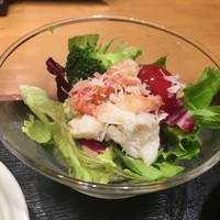 くし路 KITTE丸の内店 - 蟹入りサラダ
