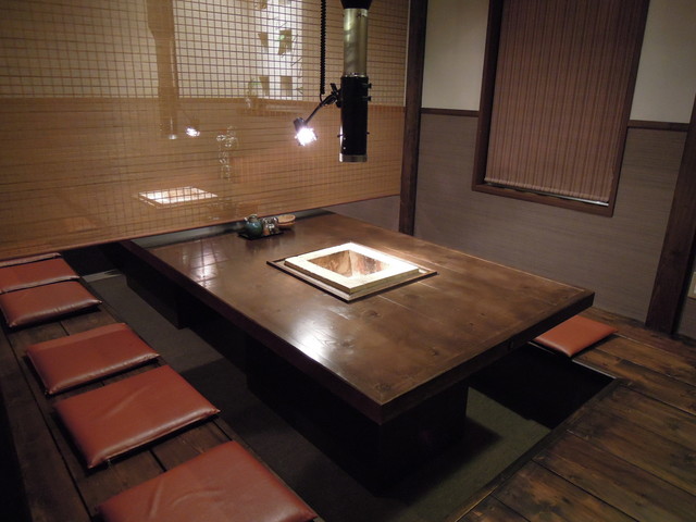 ちょっと高いが囲炉裏で焼く函館の海鮮焼き : 蔵やの写真