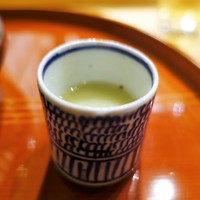 酒斎 伊とう - 天豆と新玉ねぎのすり流し