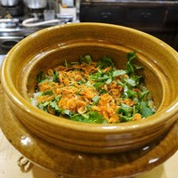 酒斎 伊とう - あさりと桜海老の土鍋炊き込みご飯