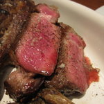 ラ・ブーシェリー・デュ・ブッパ - 猪の炭火焼きUP