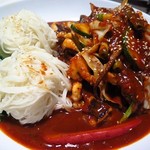 Cheong Hae Jin - 手長タコキムチ素麺　(まぜる前）