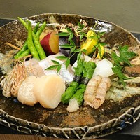 新月 