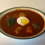 カレー魂 デストロイヤー - チキンスープカレー800円、辛さ150番プラス100円、スープ大盛り100円です。
