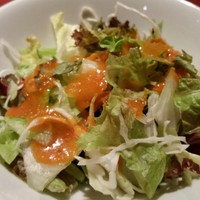 ニコラス 新橋店 - ランチサラダ。