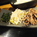 焼肉 にくなべ屋 神戸びいどろ - ナムル