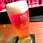 まずはビール