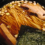 七重の味の店 めじろ - 醤油ラーメン
