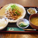 母ごころ　おかん茶家　おかえり - 生姜焼き定食